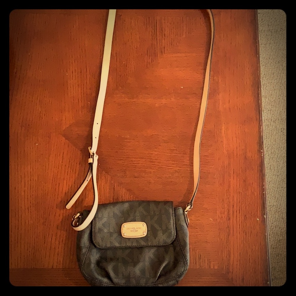 Michael Kors purse